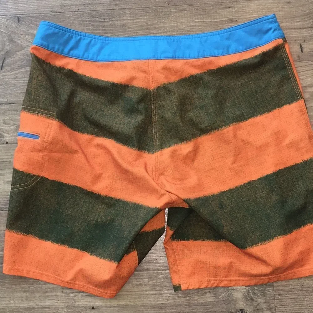 The North Face Swim Stripe Board Swim Beach Surf Shorts M Vacation Model Travel